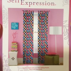 Bed Bath&Beyond set of 4 tabtop panels new in pack